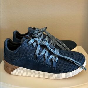 Sorel Women's Out N About Plus Lace Waterproof Uniform Blue Size 8 Like New